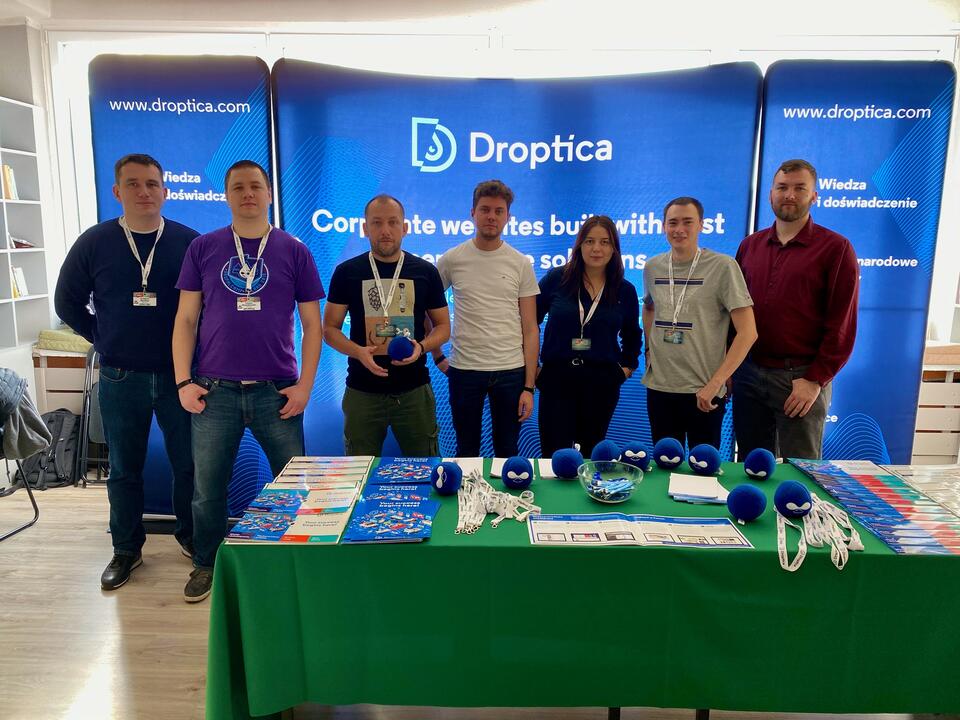 Droptica Team bei der Veranstaltung