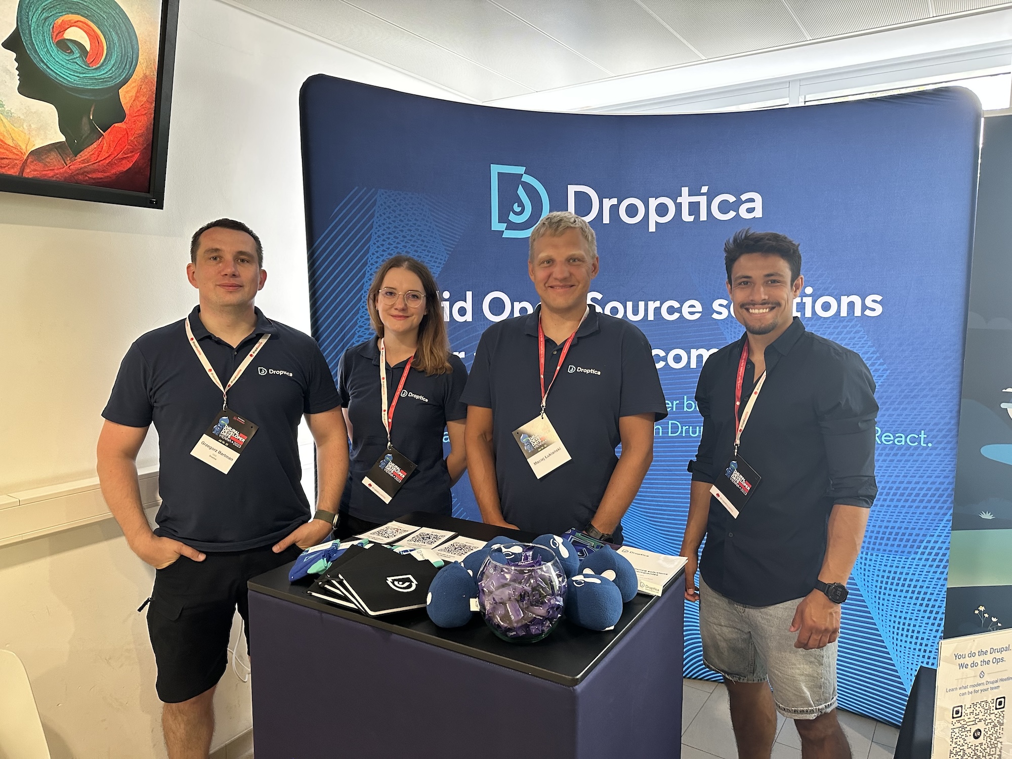 This is our Droptica team at the Drupal Developer Days 2023 in Vienna.