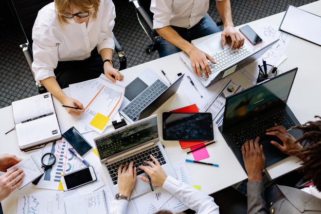 Drupal extranet : construire un portail sécurisé pour clients, partenaires et équipes commerciales | Droptica