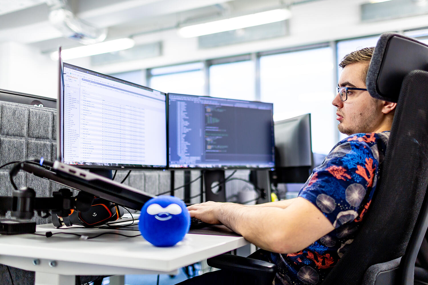 The benefits of our migration service: minimal customer effort, complete deployment and no downtime.